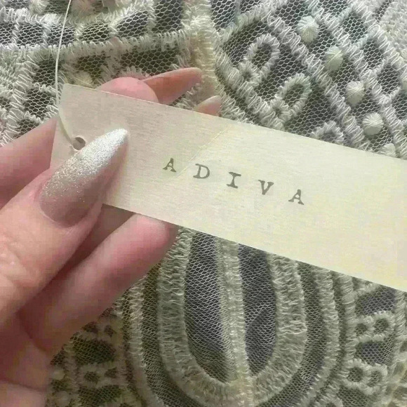 ADIVA Lace Boho Vintage Style Lace Kimono NWT - So Chic Size M 🖤 - Picture 7 of 7